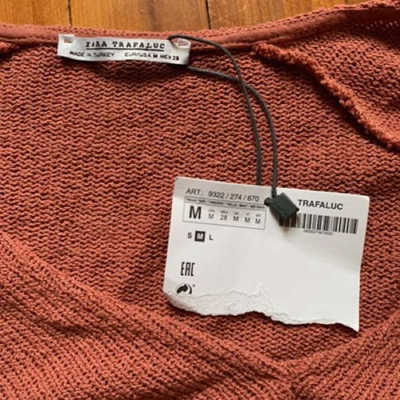 NWT Zara Orange v neck knit sweater - Picture 3 of 4